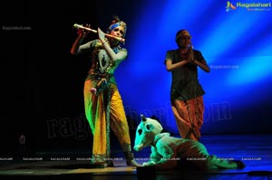 Classical Dancer Shobana