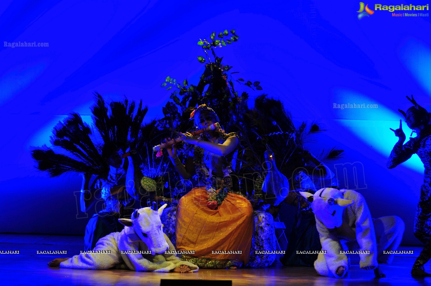 Krishna - A Multimedia Dance Drama by Shobana and Troupe