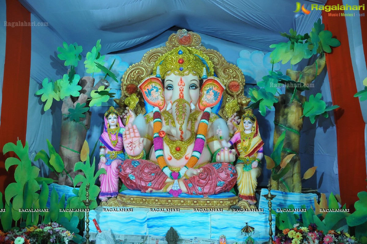 Hyderabad Ganesh Idols (Set 1)