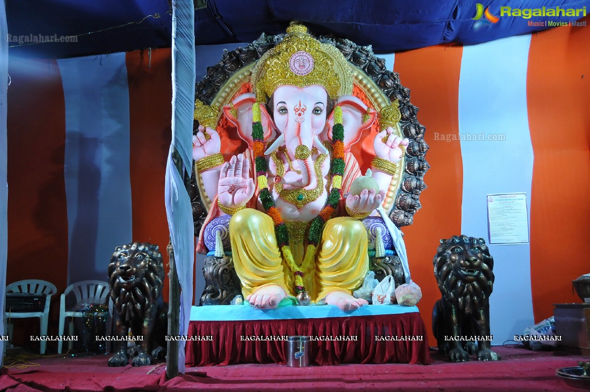 Hyderabad Ganesh Idols (Set 1)