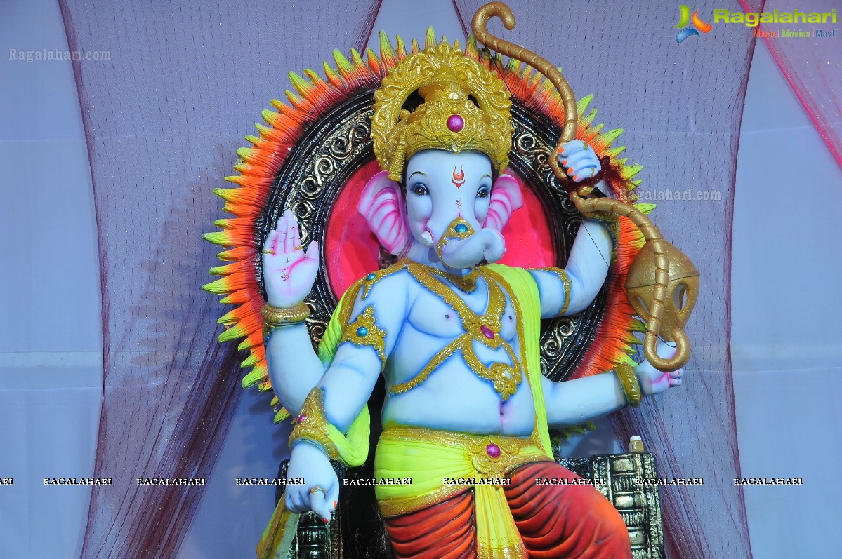 Hyderabad Ganesh Idols (Set 1)