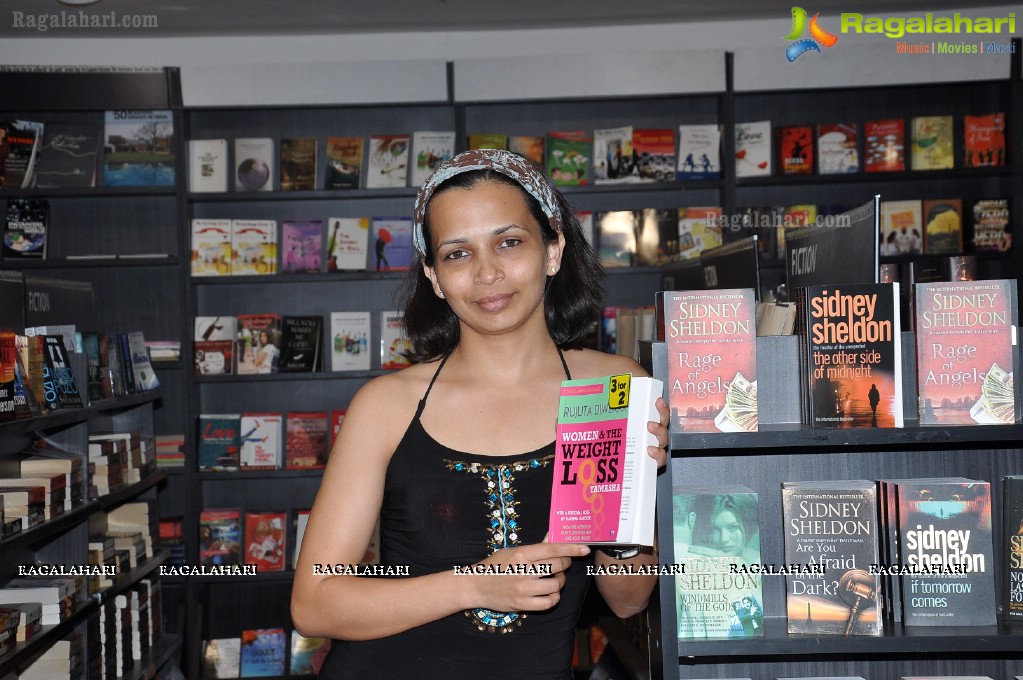 Rujuta Diwekar's Women and The Weight Loss Tamasha Book Launch