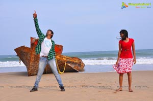 Andarila Nenu Preminchanu Beach Song