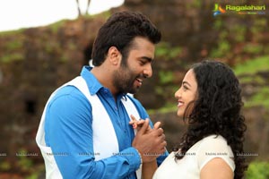 Okkadine Nithya Menen Nara Rohith