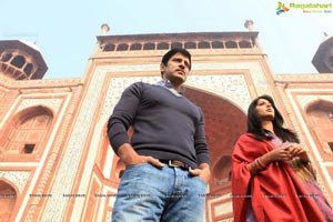 Thaandavam Tamil Stills