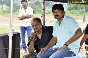 Aadumagadura Bujji working Stills