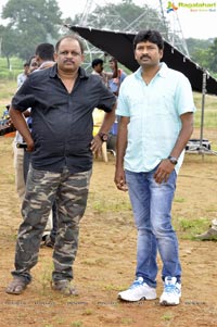 Aadumagadura Bujji working Stills