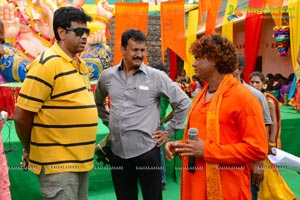 Ali Baba Okkade Donga Working Stills