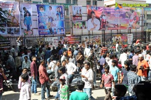 Atharintiki Daaredhi Release Hungama