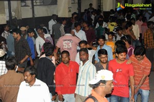 Atharintiki Daaredhi Release Hungama