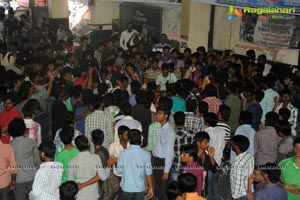 Atharintiki Daaredhi Release Hungama