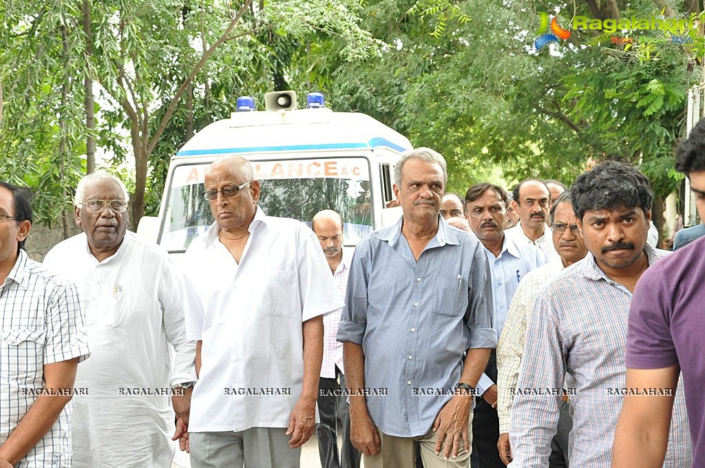 Celebs Pay Homage to Tammareddy Krishnamurthy