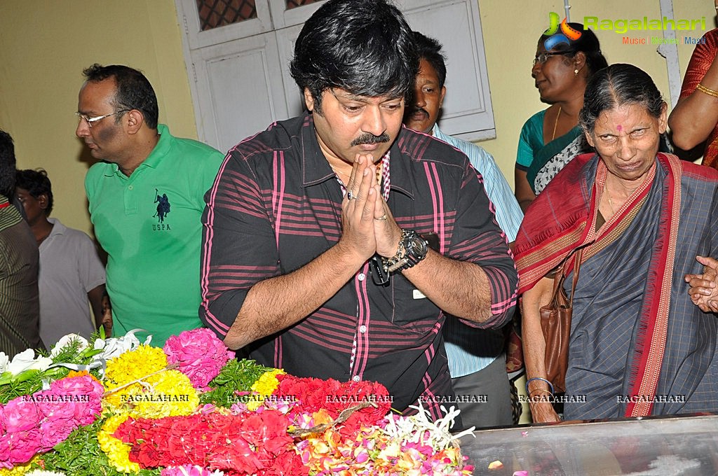 Celebs Pay Homage to Tammareddy Krishnamurthy