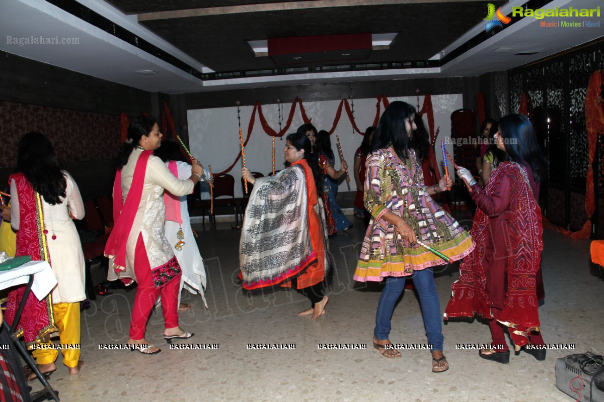 Dandiya Ke Rang Akarshan Club Ke Sang at Basil Lumbini Mall, Hyderabad