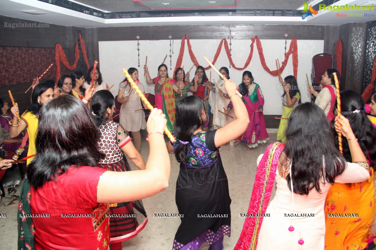 Dandiya Ke Rang Akarshan Club Ke Sang at Basil Lumbini Mall, Hyderabad