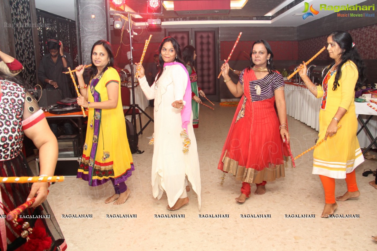 Dandiya Ke Rang Akarshan Club Ke Sang at Basil Lumbini Mall, Hyderabad