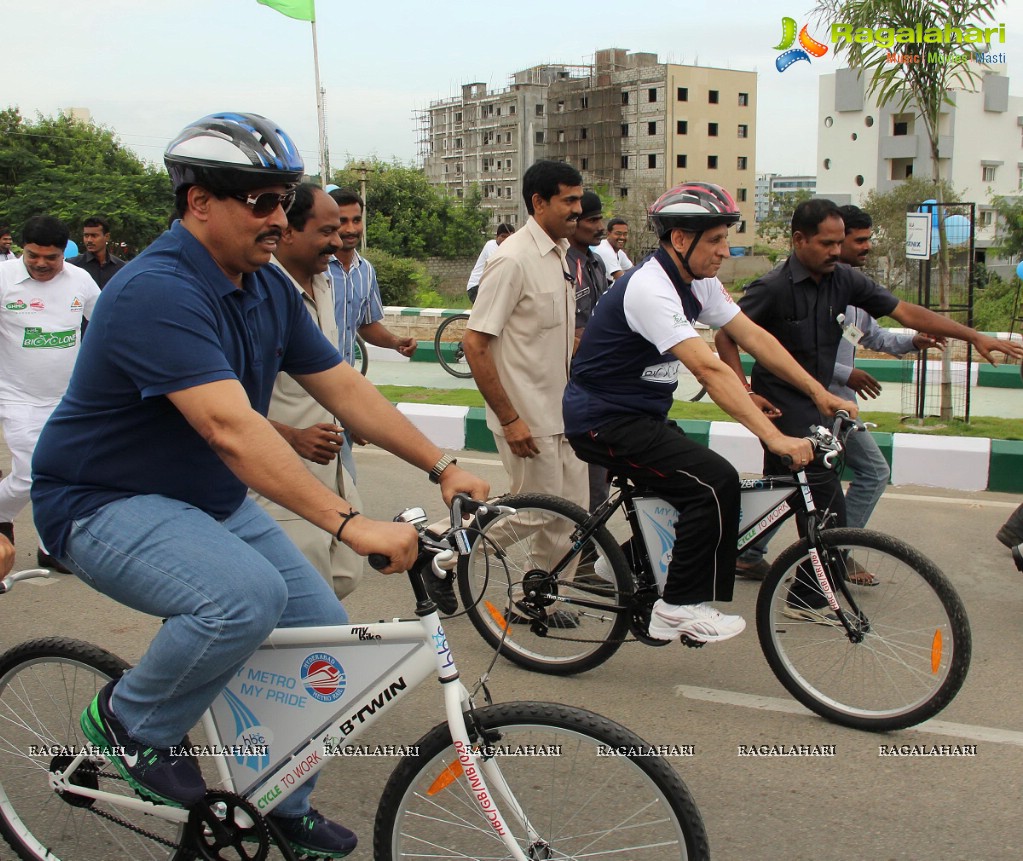 Governor Narasimhan inaugurates Bike Station at Gachibowli, Hyderabad