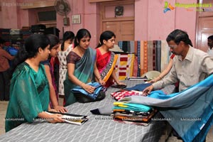 Pochampally IKAT Art Mela at YMCA