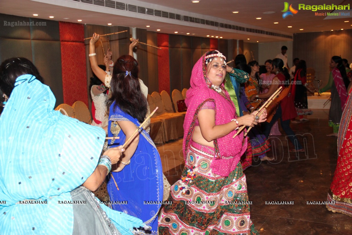 Dandiya Dhamaal by Jiyo Jindagi Club, Hyderabad