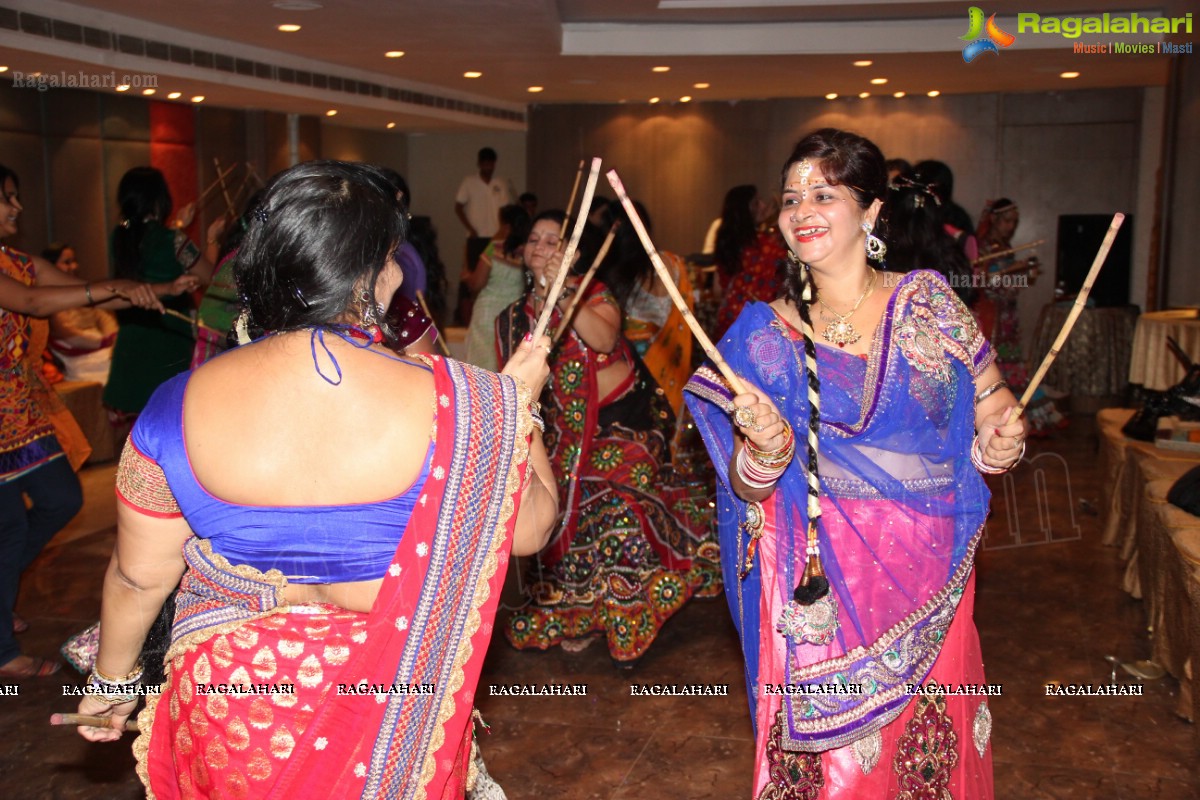 Dandiya Dhamaal by Jiyo Jindagi Club, Hyderabad