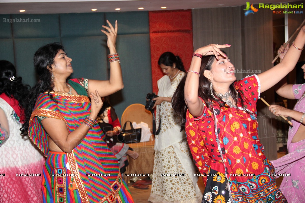 Dandiya Dhamaal by Jiyo Jindagi Club, Hyderabad