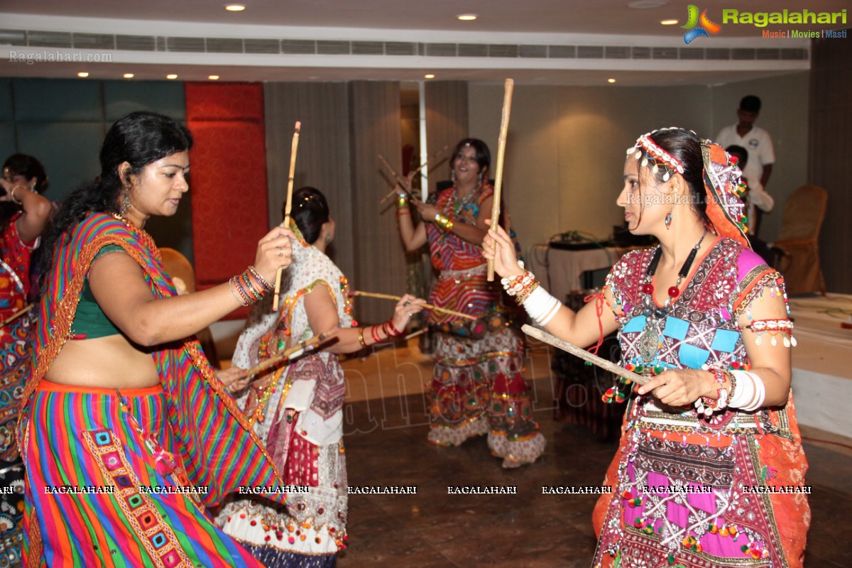 Dandiya Dhamaal by Jiyo Jindagi Club, Hyderabad