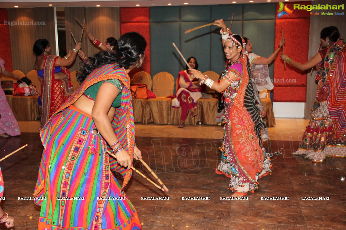 Dandiya Dhamaal by Jiyo Jindagi Club, Hyderabad