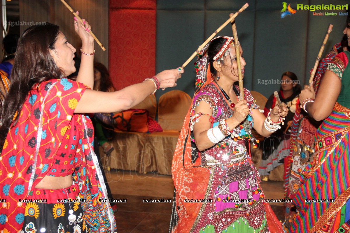 Dandiya Dhamaal by Jiyo Jindagi Club, Hyderabad