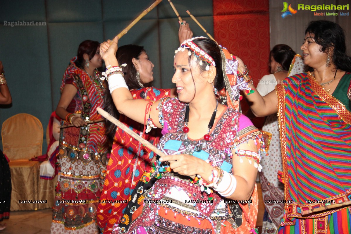 Dandiya Dhamaal by Jiyo Jindagi Club, Hyderabad