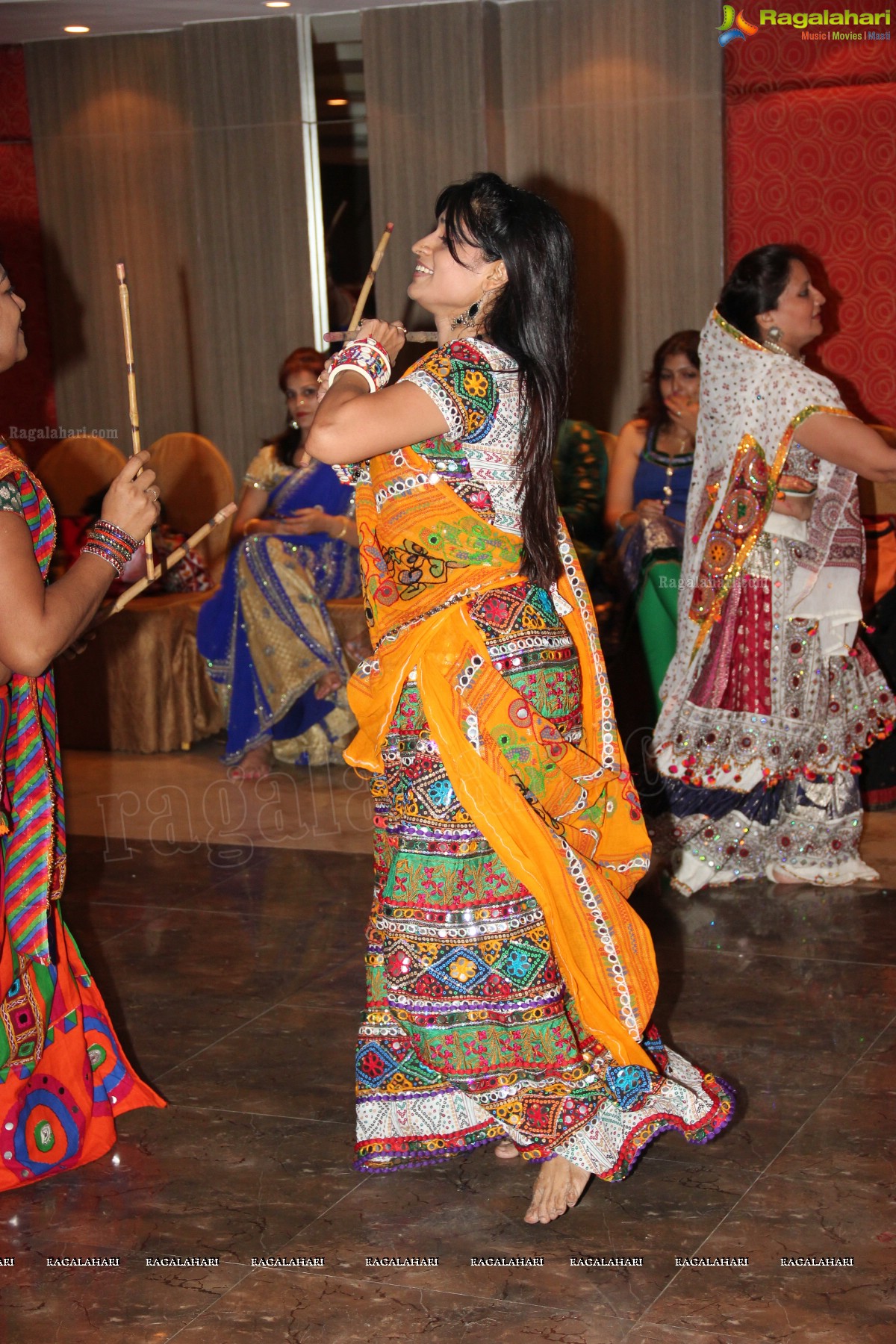 Dandiya Dhamaal by Jiyo Jindagi Club, Hyderabad