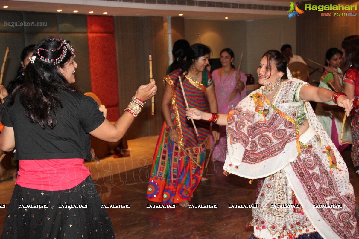 Dandiya Dhamaal by Jiyo Jindagi Club, Hyderabad