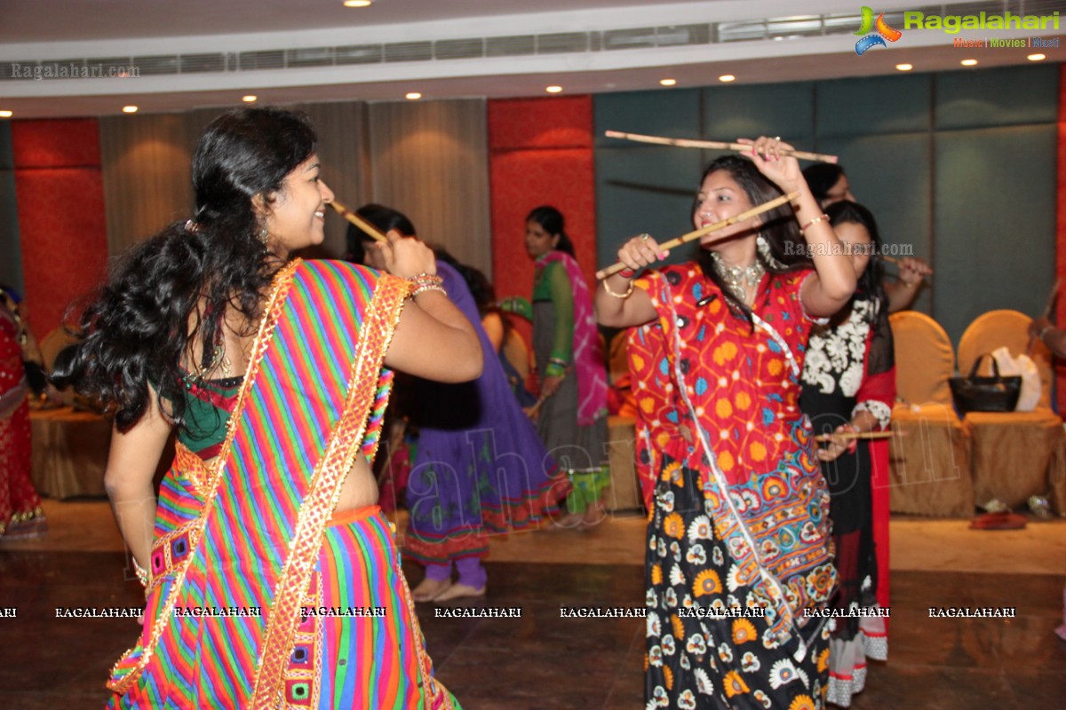 Dandiya Dhamaal by Jiyo Jindagi Club, Hyderabad