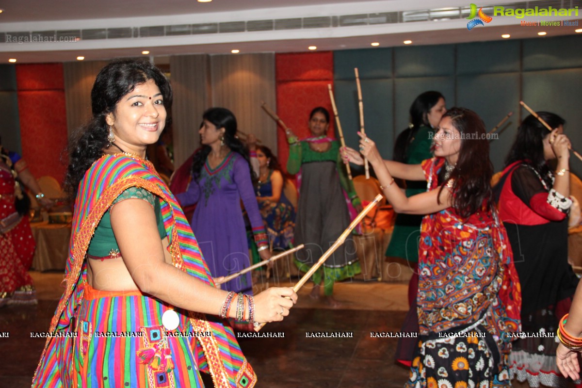 Dandiya Dhamaal by Jiyo Jindagi Club, Hyderabad