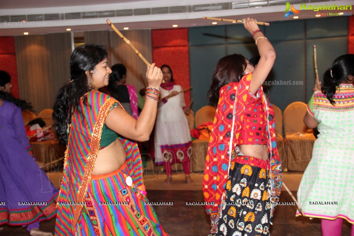 Dandiya Dhamaal by Jiyo Jindagi Club, Hyderabad