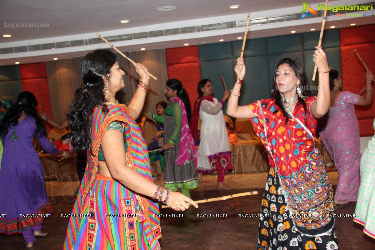 Dandiya Dhamaal by Jiyo Jindagi Club, Hyderabad