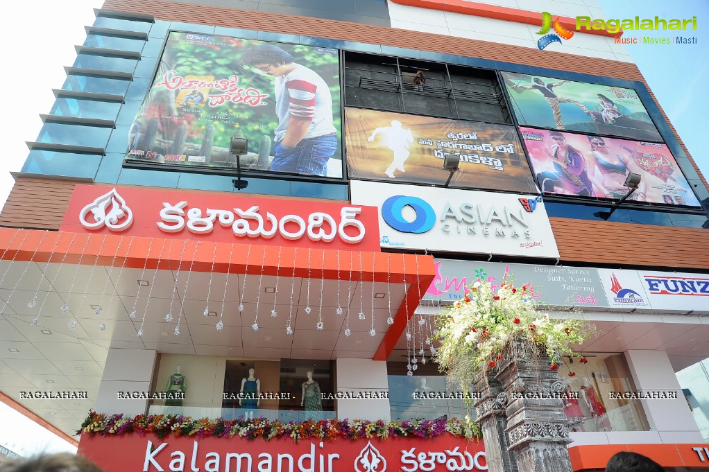 Samantha inaugurates Kalamandir Exclusive Store at AS Rao Nagar, Hyderabad