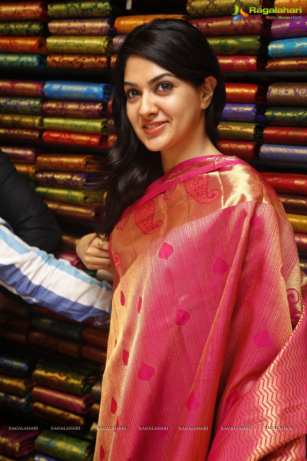 Samantha inaugurates Kalamandir Exclusive Store at AS Rao Nagar, Hyderabad