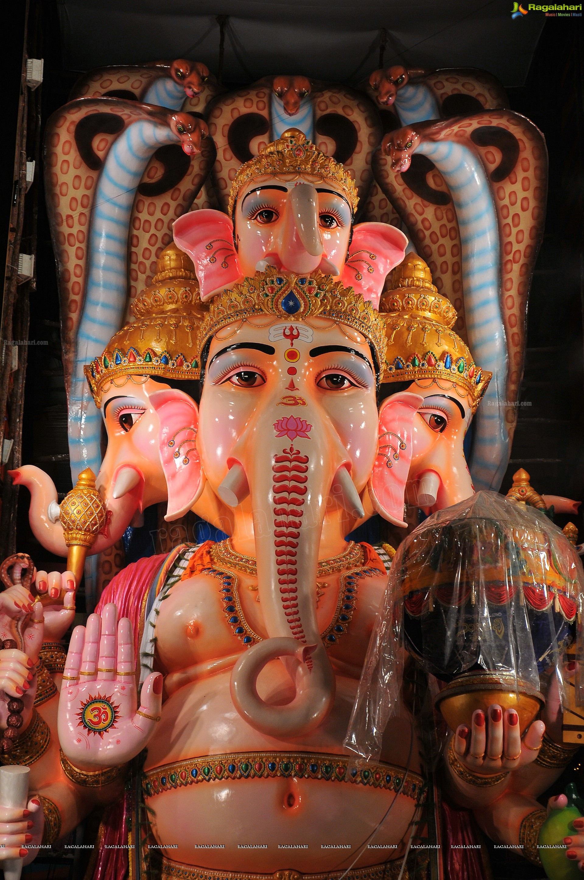 Khairatabad Ganesh 2013 (High Definition)