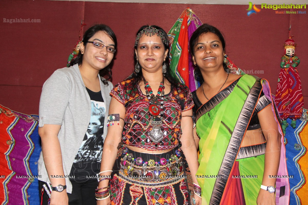 Mom and Kiddos Club's Training of Zumba Garba, Dandiya and Vithala