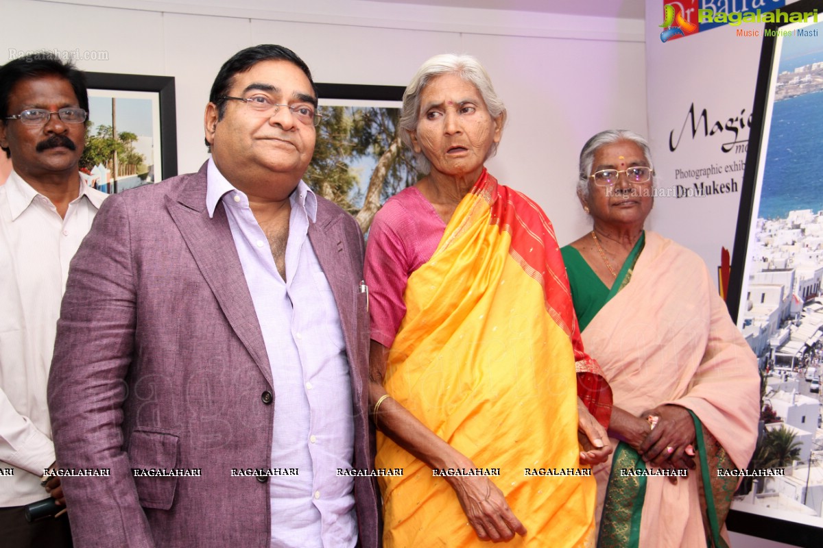 Dr. Mukesh Batra's Charity Photo Exhibition at Kalakriti Art Gallery