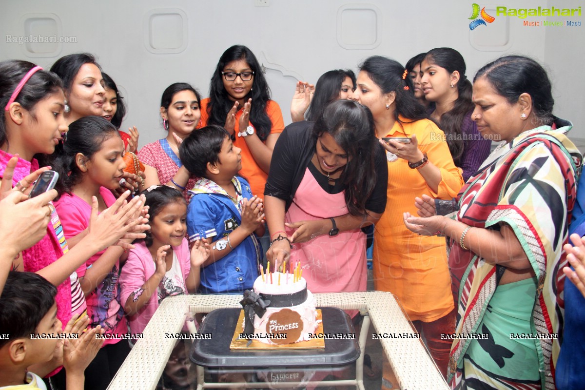 Poorva Agarwal Birthday Party 2013 at Beach, Hyderabad