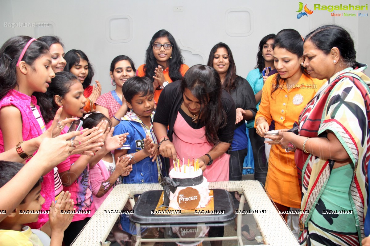 Poorva Agarwal Birthday Party 2013 at Beach, Hyderabad