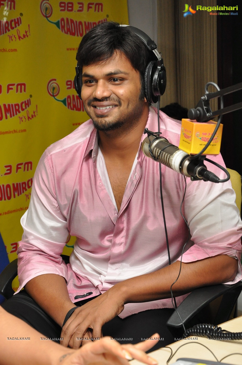 Manchu Manoj @ Radio Mirchi