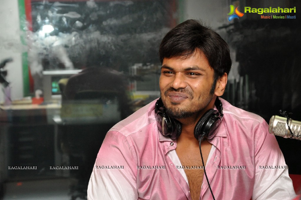 Manchu Manoj @ Radio Mirchi