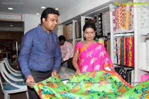 Singhania Handloom Collection