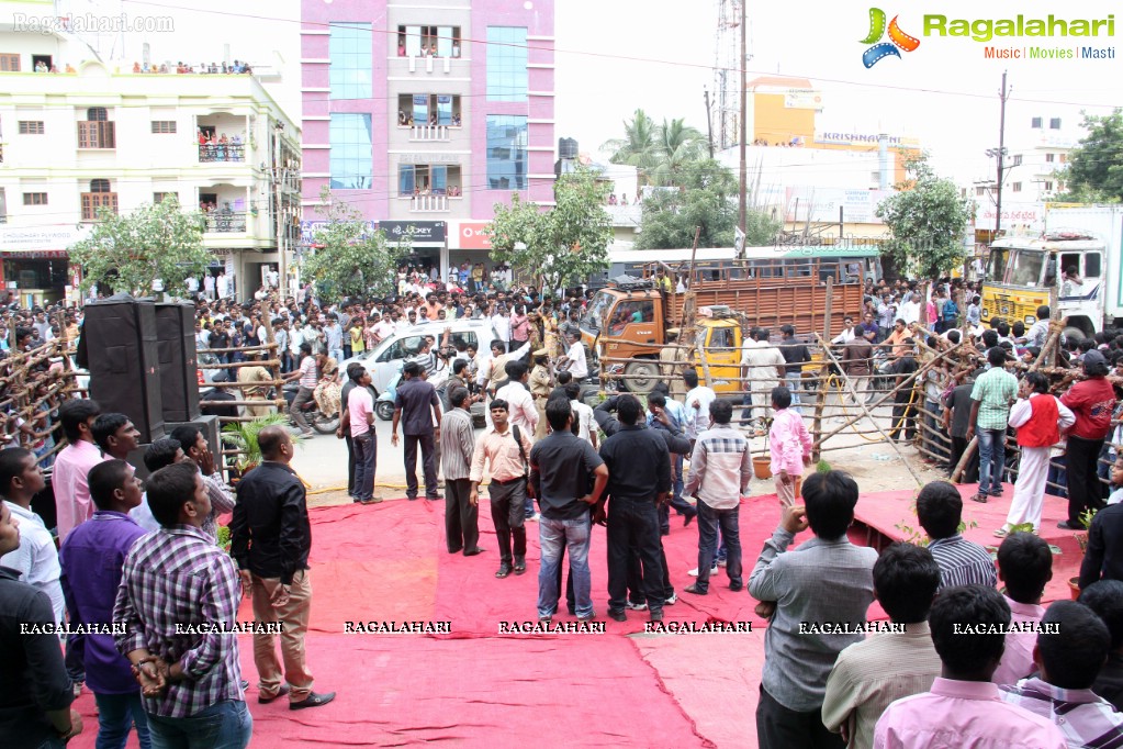 Saree Niketan Shopping Mall inaugurated by Kajal