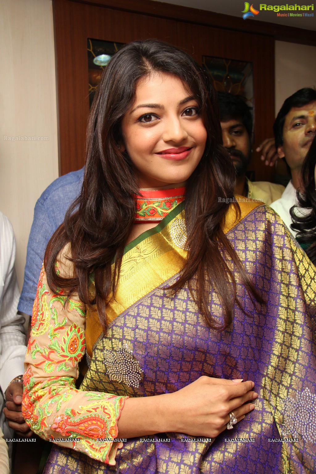 Saree Niketan Shopping Mall inaugurated by Kajal