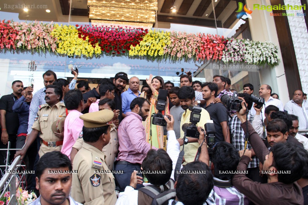 Saree Niketan Shopping Mall inaugurated by Kajal