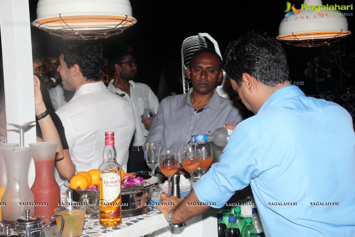 Olive Bistro launches the Bar Nights with the Showcase of Shantanu & Nikhil's Fall Winter Collection'13