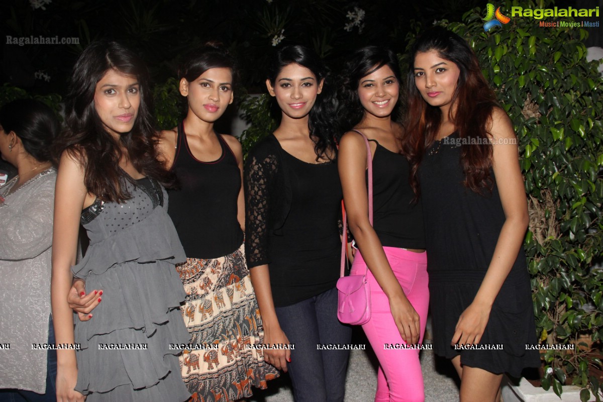 Olive Bistro launches the Bar Nights with the Showcase of Shantanu & Nikhil's Fall Winter Collection'13